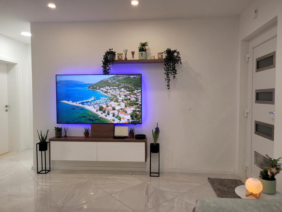 Apartment Mihe Orebic